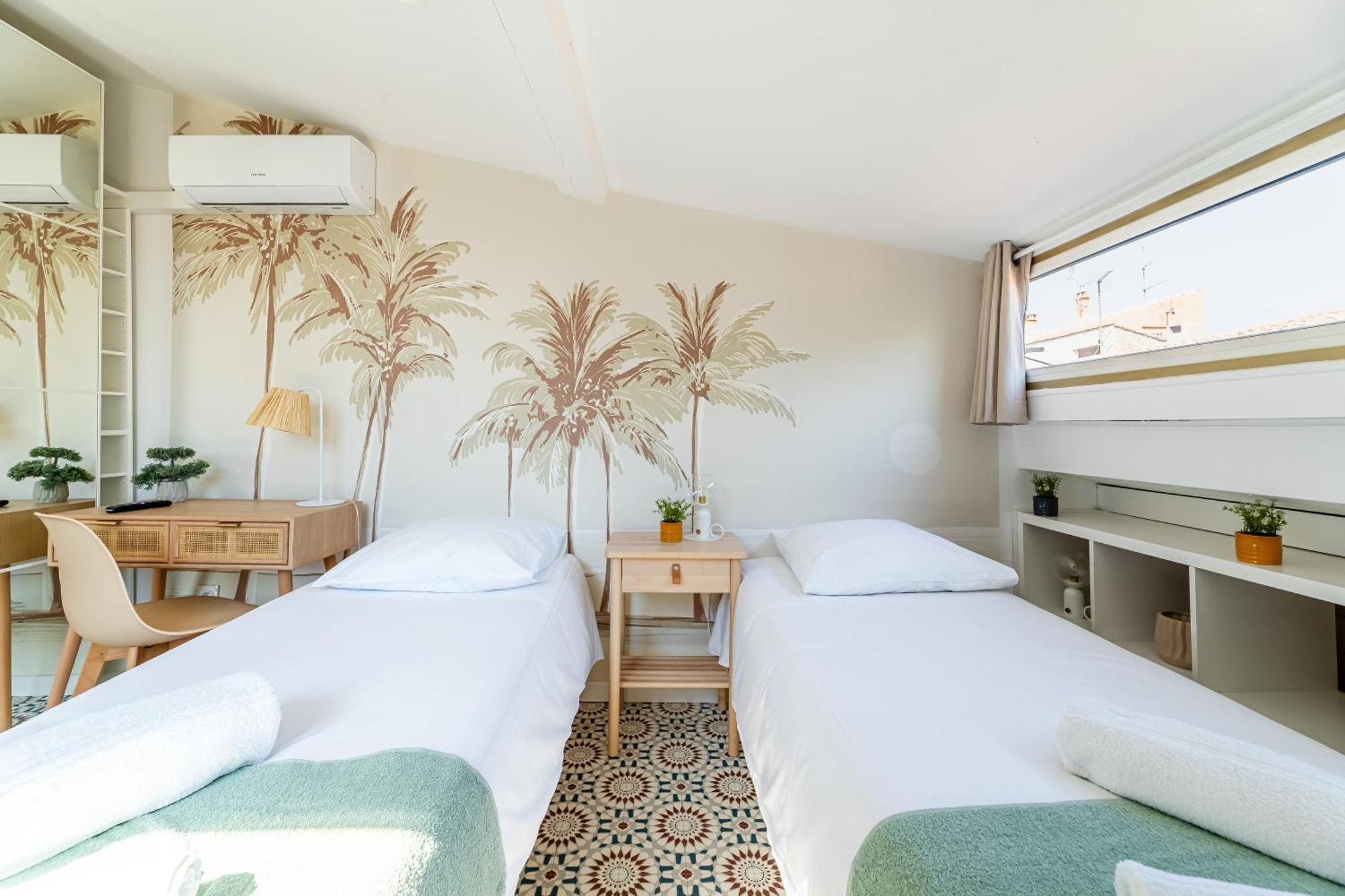 Casa Azul - Magnifique Duplex Coeur Historique 4 Chambres Avec Terrasse Vue Mer La Ciotat Luaran gambar
