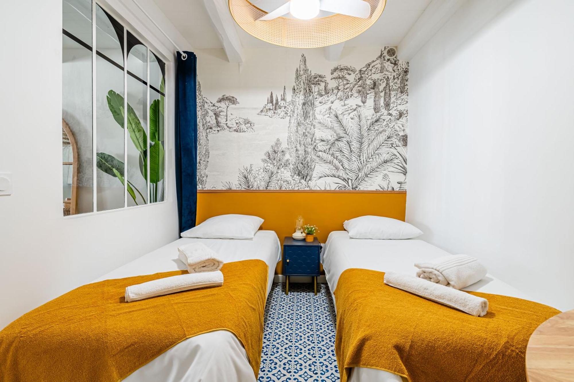 Casa Azul - Magnifique Duplex Coeur Historique 4 Chambres Avec Terrasse Vue Mer La Ciotat Luaran gambar